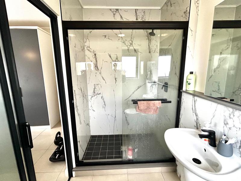 To Let 1 Bedroom Property for Rent in The Huntsman Western Cape